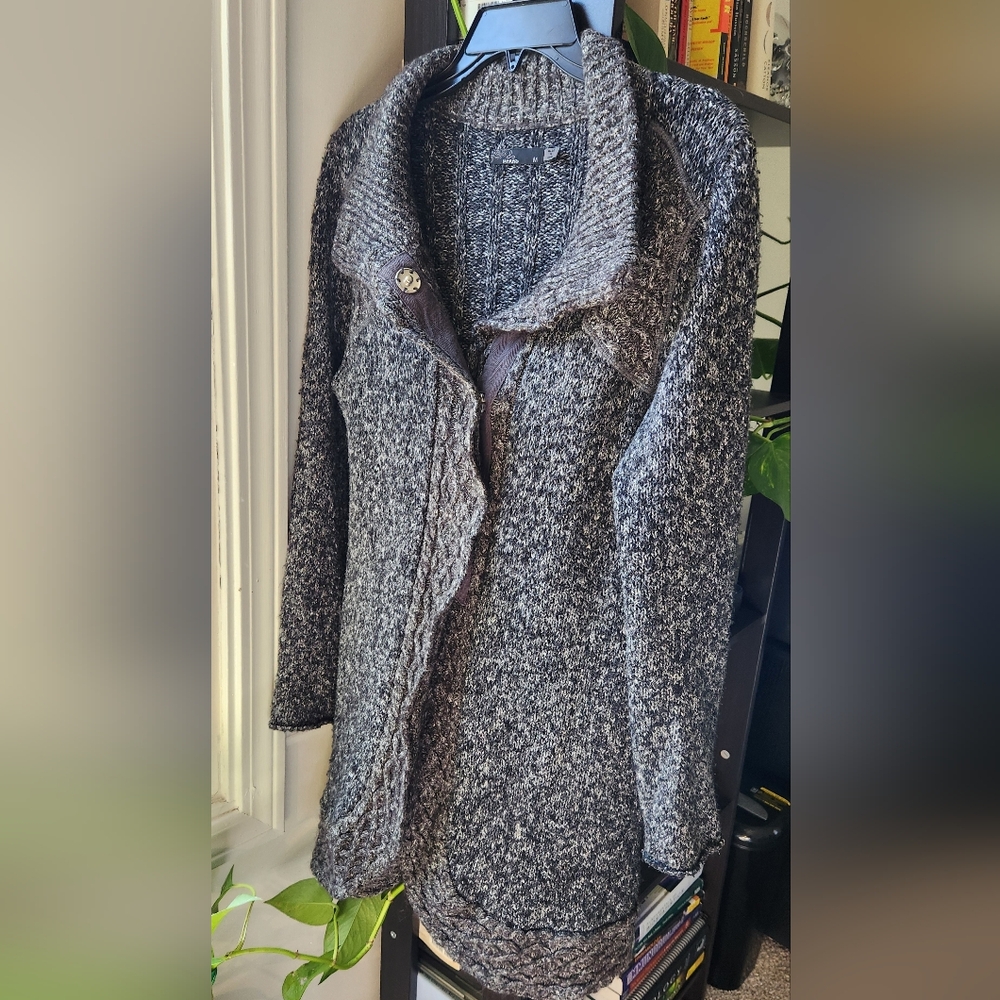 Prana Women's Gray Knit Button-up Sweater